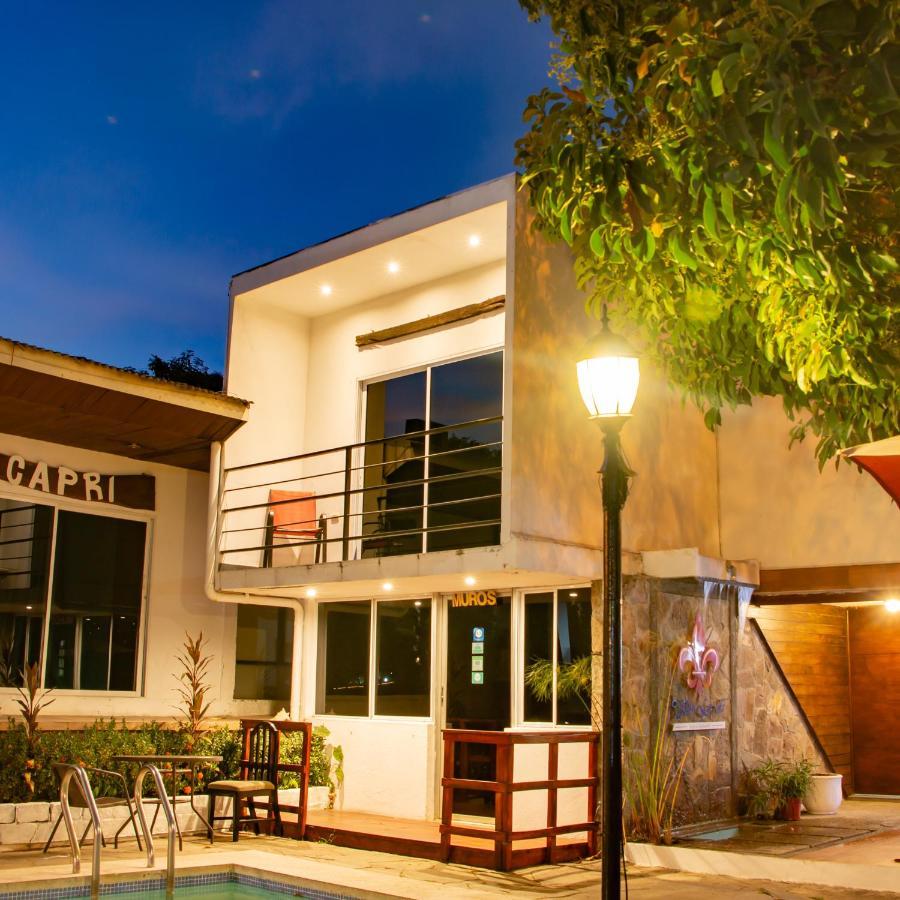 Villa Napoli Santa Ana Exteriér fotografie