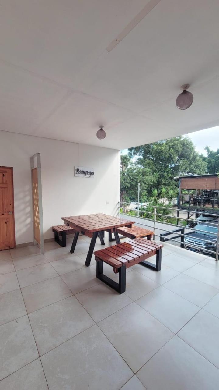 Villa Napoli Santa Ana Exteriér fotografie